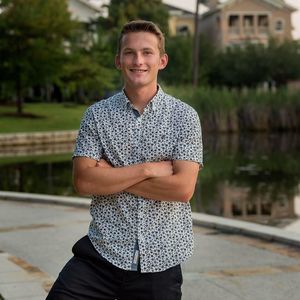 Meet your Posher, Evan